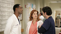102468_6691 -- GREY'S ANATOMY - "RAINDROPS KEEP FALLING ON MY HEAD" (ABC/CRAIG SJODIN) ISAIAH WASHINGTON, KATE WALSH, PATRICK DEMPSEY