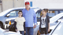 MODERN FAMILY - "After the Fire" - After a neighbor's home burns down, the whole family rallies and organizes a community drive to help do some good - though it's not all good, as Jay throws out his back, Cameron does some posturing with a huge moving truck, Claire discovers that Mitchell and Gloria have been spending a lot of time together, and Luke and Manny get their hands on some of the donated toys, on "Modern Family," WEDNESDAY, NOVEMBER 16 (9:00-9:31 p.m., ET), on the ABC Television Network. (ABC/PETER "HOPPER" STONE) ARIEL WINTER, ERIC STONESTREET, SARAH HYLAND