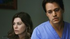 GREY'S ANATOMY - "Elevator Love Letter" - George and Meredith wait in Izzie's room, on "Grey's Anatomy," THURSDAY, MARCH 26 (9:00-10:02 p.m., ET) on the ABC Television Network. (ABC/SCOTT GARFIELD) ELLEN POMPEO, T.R. KNIGHT