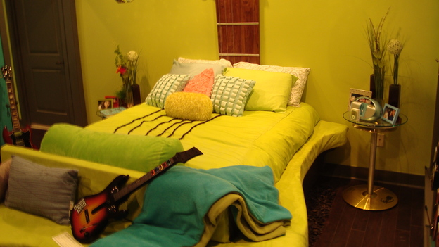 EXTREME MAKEOVER HOME EDITION - "McCully Family," - Boy's Bedroom, on "Extreme Makeover Home Edition," Sunday, October 26th on the ABC Television Network.