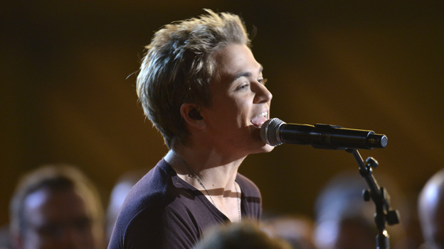 THE 46TH ANNUAL CMA AWARDS - THEATRE - "The 46th Annual CMA Awards" airs live THURSDAY, NOVEMBER 1 (8:00-11:00 p.m., ET) on ABC live from the Bridgestone Arena in Nashville, Tennessee. (ABC/KATHERINE BOMBOY-THORNTON)HUNTER HAYES