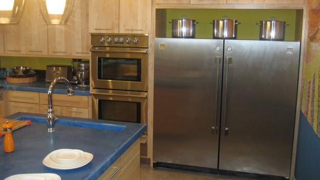 EXTREME MAKEOVER HOME EDITION - "Pauni Family," - Kitchens, on "Extreme Makeover Home Edition," Sunday, November 26th on the ABC Television Network.