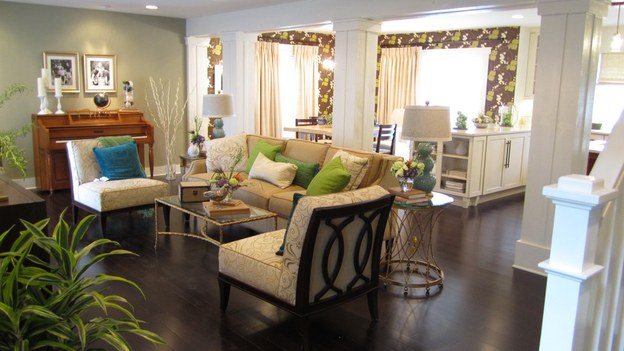 EXTREME MAKEOVER HOME EDITION - "Keefer Family," - Living Room Picture,         on   "Extreme Makeover Home Edition," Friday, October  21st            (8:00-10:00   p.m.  ET/PT) on the ABC Television  Network.