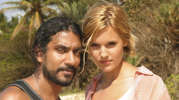 102426_2580 -- LOST - "Do No Harm" - While Jack scrambles to save the life of a survivor, Claire goes into labor. Meanwhile, Locke is missing, and Sayid presents Shannon with a romantic surprise, on "Lost," WEDNESDAY, APRIL 6 (8:00-9:01 p.m., ET), on the ABC Television Network. (ABC/MARIO PEREZ)NAVEEN ANDREWS, MAGGIE GRACE