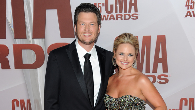THE 45th ANNUAL CMA AWARDS - RED CARPET ARRIVALS - "The 45th Annual CMA Awards" will broadcast live on ABC from the Bridgestone Arena in Nashville on WEDNESDAY, NOVEMBER 9 (8:00-11:00 p.m., ET). (ABC/JASON KEMPIN)BLAKE SHELTON, MIRANDA LAMBERT
