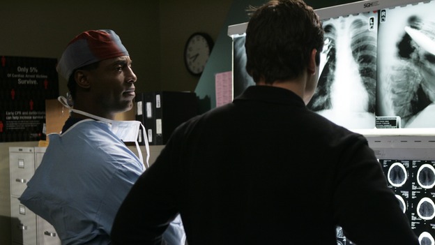 GREY'S ANATOMY - "It's the End of the World (As We Know It)" (ABC/PETER "HOPPER" STONE)ISAIAH WASHINGTON, KYLE CHANDLER