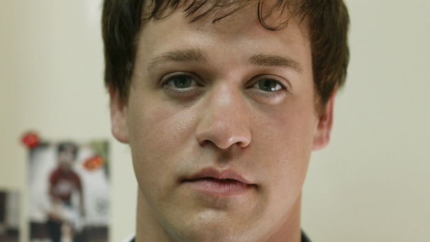 100297_0580 -- COMPLICATIONS - "PILOT" (ABC/RICHARD CARTWRIGHT)T.R. KNIGHT