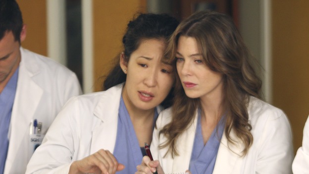 GREY'S ANATOMY - "Six Days" - After a successful operation on his heart, George's father undergoes surgery for his cancer, Thatcher Grey visits Seattle Grace in order to see his new granddaughter, and Meredith discovers that Derek has trouble sleeping soundly, on "Grey's Anatomy," THURSDAY, JANUARY 4 (9:00-10:01 p.m., ET) on the ABC Television Network. (ABC/MICHAEL DESMOND)SANDRA OH, ELLEN POMPEO