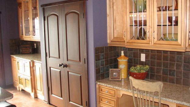 EXTREME MAKEOVER HOME EDITION - "Fullerton-Machacek Family," - Kitchens, on "Extreme Makeover Home Edition," Sunday, January 7th on the ABC Television Network.