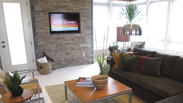 EXTREME MAKEOVER HOME EDITION - "Gomez Family," - Living Room  Picture,  on   "Extreme Makeover Home Edition," Sunday, October 2nd     (8:00-9:00   p.m.  ET/PT) on the ABC Television Network.