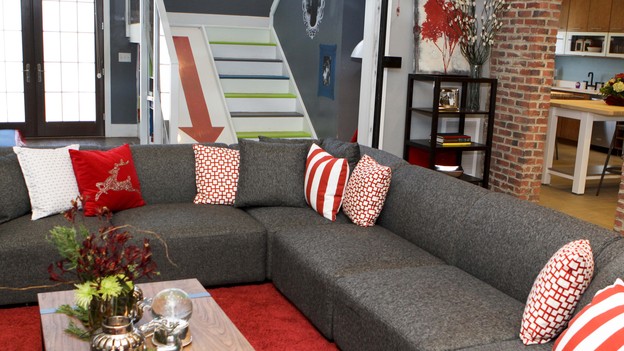 &nbsp;EXTREME MAKEOVER HOME EDITION - Living Room Photo, "Friday Family," on "Extreme Makeover Home Edition," Monday, December 17th (8:00-10:00 p.m. ET/PT) on the ABC Television Network.