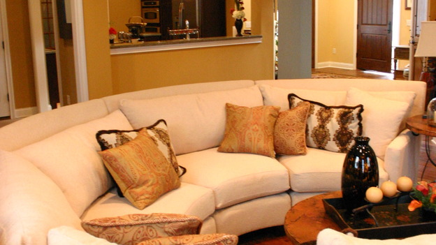 EXTREME MAKEOVER HOME EDITION - "Thomas Family," - Living Rooms, on "Extreme Makeover Home Edition," Sunday, February 11th on the ABC Television Network.