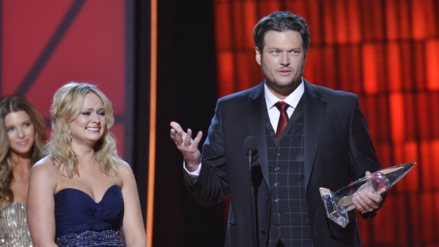 THE 46TH ANNUAL CMA AWARDS - THEATRE - "The 46th Annual CMA Awards" airs live THURSDAY, NOVEMBER 1 (8:00-11:00 p.m., ET) on ABC live from the Bridgestone Arena in Nashville, Tennessee. (ABC/KATHERINE BOMBOY-THORNTON) MIRANDA LAMBERT, BLAKE SHELTON