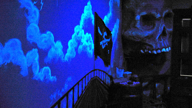 EXTREME MAKEOVER HOME EDITION - "Bliven Family," - Boy's Bedroom Mural, on "Extreme Makeover Home Edition," Sunday, October 15th on the ABC Television Network.