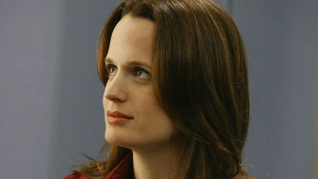 GREY'S ANATOMY - "Haunt You Every Day" - It's Halloween, and the day is full of surprises for the doctors of Seattle Grace - Alex receives an unexpected and welcome visit from his former patient, Ava/Rebecca, Meredith is convinced that her mother's ashes are haunting her, Cristina is snubbed by a surgeon she admires, and Callie announces George and Izzie's affair to their fellow doctors, on "Grey's Anatomy," THURSDAY, OCTOBER 25 (9:00-10:02 p.m., ET) on the ABC Television Network. (ABC/SCOTT GARFIELD)ELIZABETH REASER