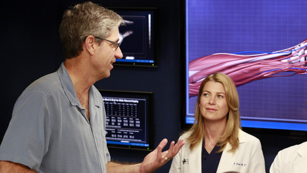 GREY'S ANATOMY - "Run Baby Run" - As the rest of the doctors prepare for Bailey's wedding, Richard helps her through a bout of pre-wedding jitters. Meanwhile, Lizzie butts heads with Meredith, and Callie and Jackson try to convince Derek to participate in a risky surgery that could fix his hand, on "Grey's Anatomy," THURSDAY, DECEMBER 13 (9:00-10:02 p.m., ET) on the ABC Television Network. (ABC/RON TOM)ROB CORN (DIRECTOR), ELLEN POMPEO