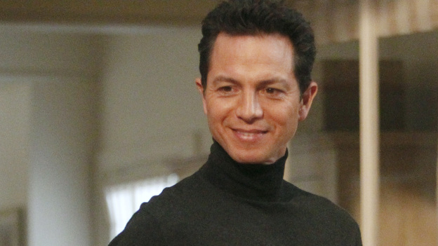 PRIVATE PRACTICE - "The Breaking Point" - In the second hour or a special two-hour edition of ABC's "Private Practice," THURSDAY, NOVEMBER 17 (9:00-11:00 p.m., ET), entitled "The Breaking Point," Amelia makes the hard decision to enter a rehab facility, and finds strength in an 18 year-old girl, as they both go through the painful detox process. Meanwhile, Cooper's strengthening bond with his son is tested by his allegiance to a patient in need, Pete and Violet's marriage reaches a tipping point, and Addison collapses from her rigorous fertility treatments. (ABC/JORDIN ALTHAUS)BENJAMIN BRATT