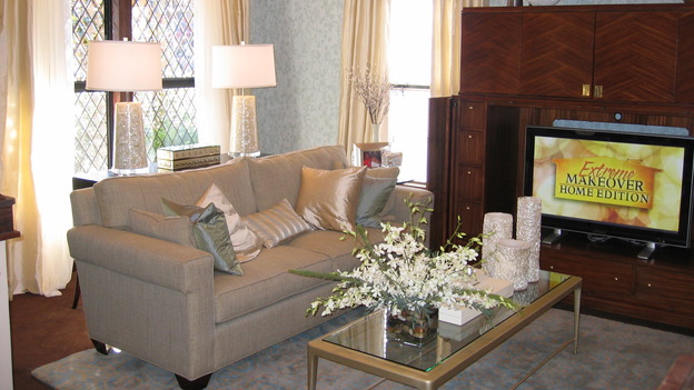 EXTREME MAKEOVER HOME EDITION - "Riggins Family," -  Living Room, on "Extreme Makeover Home Edition," Sunday, January 21th on the ABC Television Network.