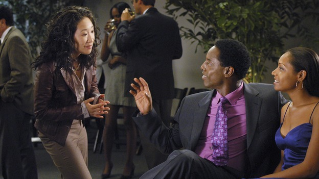 GREY'S ANATOMY - "Time Has Come Today" - The doctors of Seattle Grace help Izzie cope with the loss of her fianc, Denny, and her decision to quit the internship program. Meredith must decide what the future holds after her hospital liaison with Derek. The Chief is confronted by his wife, Adele, after spending the night in his office, and George seeks relationship advice from a surprising source, on the season premiere of "Grey's Anatomy," THURSDAY, SEPTEMBER 21 (9:00-10:01 p.m., ET) on the ABC Television Network. (ABC/GALE ADLER)SANDRA OH, ISAIAH WASHINGTON, EXTRA