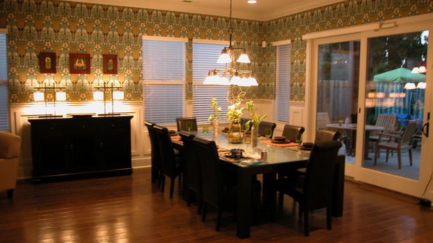 EXTREME MAKEOVER HOME EDITION - "Tom Family," - Dining Room, on "Extreme Makeover Home Edition," Sunday, November 6th on the ABC Television Network.
