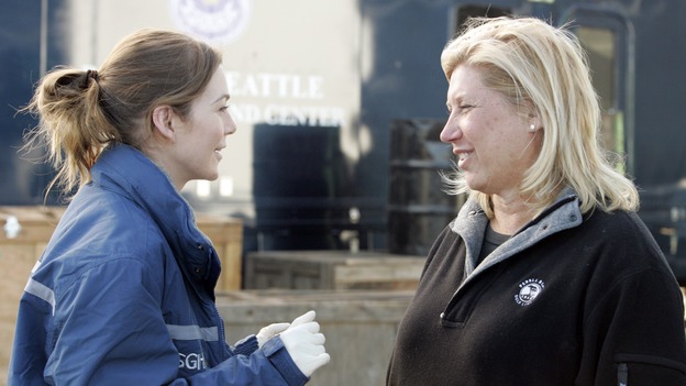 GREY'S ANATOMY - "Walk on Water" - Producer/technical advisor Linda Klein (right) coaches Ellen Pompeo (left) while shooting "Grey's Anatomy" on location at the Santa Anita Park in Arcadia, California. (ABC/VIVIAN ZINK)