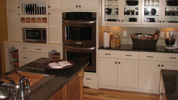 EXTREME MAKEOVER HOME EDITION - "Tipton-Smith Family," - Kitchen, on "Extreme Makeover Home Edition," Sunday, March 11th on the ABC Television Network.