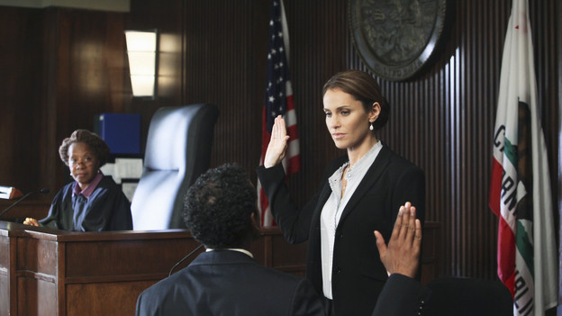 PRIVATE PRACTICE - "Strange Bedfellows" - Addison must deal with the return of Naomi's former patients, Zoe and Amelia, whose embryos were accidentally switched, and a serious complication that may end up jeopardizing both fetuses. Meanwhile the time has come for Katie's trial, as Violet struggles with whether or not she can face her attacker in court, and Charlotte is determined to convince Addison, Sam and Cooper to let her join Oceanside Wellness Group, on "Private Practice," THURSDAY, OCTOBER 29 (10:01-11:00 p.m., ET) on the ABC Television Network. (ABC/DANNY FELD)CONNI MARIE BRAZELTON, AMY BRENNEMAN