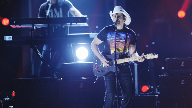 THE 46TH ANNUAL CMA AWARDS - THEATRE - "The 46th Annual CMA Awards" airs live THURSDAY, NOVEMBER 1 (8:00-11:00 p.m., ET) on ABC live from the Bridgestone Arena in Nashville, Tennessee. (ABC/KATHERINE BOMBOY-THORNTON)BRAD PAISLEY
