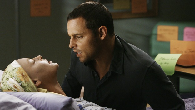 GREY'S ANATOMY - "Now or Never" - In a shocking moment, Dr.&nbsp;Izzie Stevens collapses in the arms of her new husband, Dr. Alex Karev, on "Grey's Anatomy," THURSDAY, MAY 14 (9:00-11:00 p.m., ET) on the ABC Television Network. KATHERINE HEIGL, JUSTIN CHAMBERS