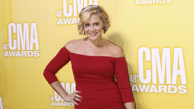 THE 46TH ANNUAL CMA AWARDS - RED CARPET ARRIVALS - "The 46th Annual CMA Awards" airs live THURSDAY, NOVEMBER 1 (8:00-11:00 p.m., ET) on ABC live from the Bridgestone Arena in Nashville, Tennessee. (ABC/SARA KAUSS)GWEN SEBASTIAN