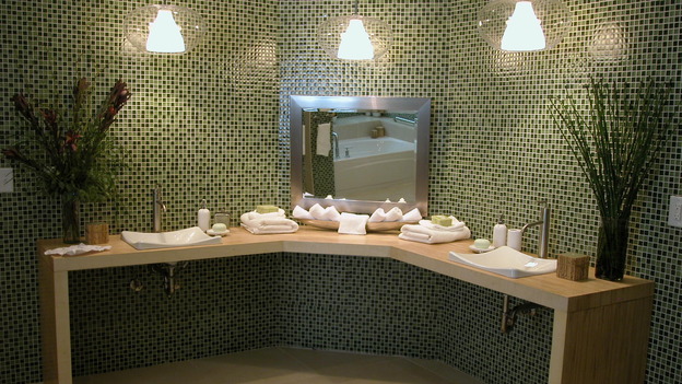 EXTREME MAKEOVER HOME EDITION - "Hawkins Family," - Bathroom, on "Extreme Makeover Home Edition," Sunday, October 8th on the ABC Television Network.