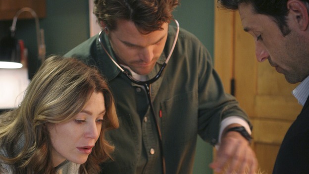 GREY'S ANATOMY - In the first hour of part two of the season finale of ABC's "Grey's Anatomy" -- "Deterioration of the Fight or Flight Response" -- Izzie and George attend to Denny as the pressure increases to find him a new heart, Cristina suddenly finds herself in charge of an ER, and Derek grapples with the realization that the life of a friend is in his hands. In the second hour, "Losing My Religion," Richard goes into interrogation mode about a patient's condition, Callie confronts George about his feelings for her, and Meredith and Derek meet about Doc. Part two of the season finale of "Grey's Anatomy" airs MONDAY, MAY 15 (9:00-11:00 p.m., ET) on the ABC Television Network. (ABC/MICHAEL DESMOND)ELLEN POMPEO, CHRIS O'DONNELL, PATRICK DEMPSEY