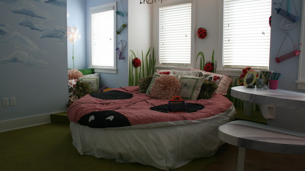 EXTREME MAKEOVER HOME EDITION - "Huber Family," - Girl's Bedroom, on "Extreme Makeover Home Edition," Sunday, September 27th on the ABC Television Network.