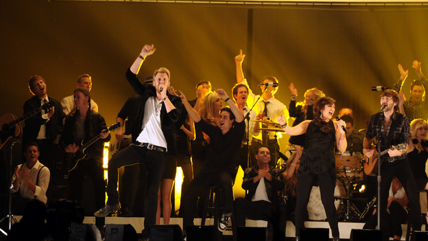 THE 45th ANNUAL CMA AWARDS - THEATRE - "The 45th Annual CMA Awards" broadcast live on ABC from the Bridgestone Arena in Nashville on WEDNESDAY, NOVEMBER 9 (8:00-11:00 p.m., ET). (ABC/KATHERINE BOMBOY-THORNTON)LADY ANTEBELLUM