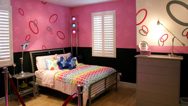 EXTREME MAKEOVER HOME EDITION - "Broadbent Family," - Girl's Bedroom, on "Extreme Makeover Home Edition," Sunday, December 12th on the ABC Television Network.