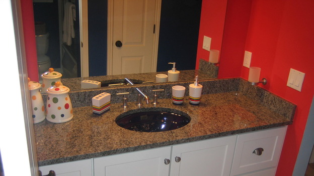 EXTREME MAKEOVER HOME EDITION - "Gilliam Family," - Bathroom, on "Extreme Makeover Home Edition," Sunday, October 1st on the ABC Television Network.