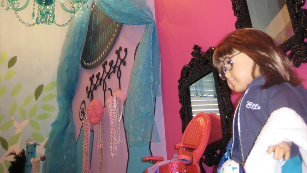 EXTREME MAKEOVER HOME EDITION - "Martirez/Malez Family," - Girl's Bedroom on "Extreme Makeover Home Edition," Sunday, November 9th on the ABC Television Network.