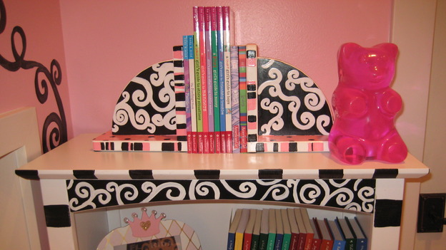 EXTREME MAKEOVER HOME EDITION - "Martirez/Malez Family," - Girl's Bedroom Accessories, on "Extreme Makeover Home Edition," Sunday, November 9th on the ABC Television Network.