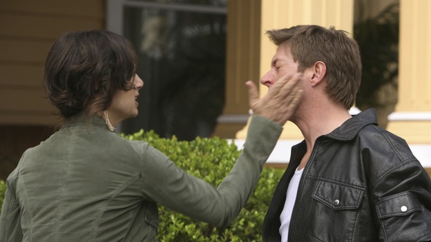 DESPERATE HOUSEWIVES - "Opening Doors" - Ellie slaps the taste out of Lee's mouth, on "Desperate Housewives," SUNDAY, MAY 4 (9:00-10:02 p.m., ET) on the ABC Television Network.  (ABC/DANNY FELD) JUSTINE BATEMAN, KEVIN RAHM