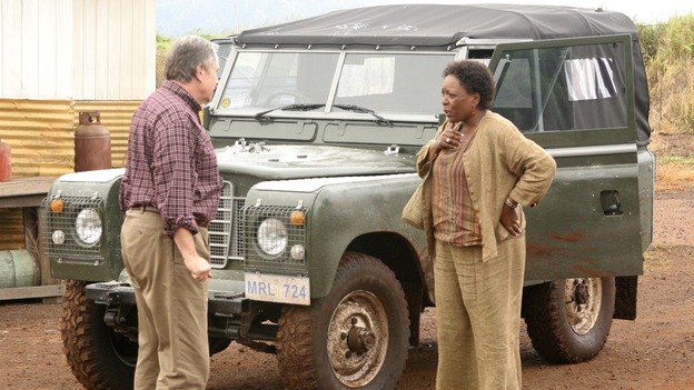 LOST -- "S.O.S." - Rose is surprisingly and vehemently opposed to Bernard's plan to create an S.O.S. signal; romantic sparks are rekindled between Jack and Kate when they trek into the jungle to propose a "trade" with "The Others"; and Locke begins to question his faith in the island, on "Lost," WEDNESDAY, APRIL 12 (9:00-10:01 p.m., ET), on the ABC Television Network. (ABC/MARIO PEREZ)SAM ANDERSON, L. SCOTT CALDWELL