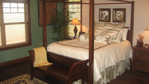 EXTREME MAKEOVER HOME EDITION - "Pauni Family," - Master Bedrooms, on "Extreme Makeover Home Edition," Sunday, November 26th on the ABC Television Network.