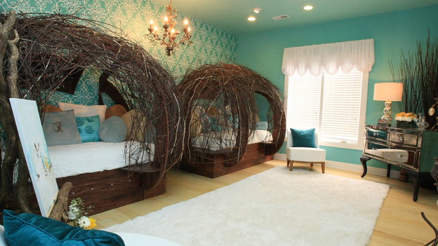 EXTREME MAKEOVER HOME EDITION - "Lampe Family," - Bird Nest Room Picture,   on "Extreme Makeover Home Edition," Sunday, January 9th (8:00-9:00 p.m.   ET/PT) on the ABC Television Network.