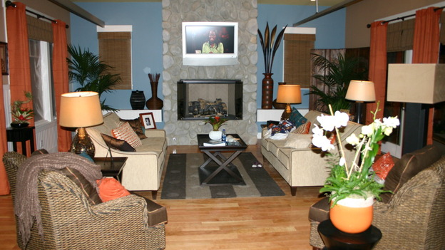 EXTREME MAKEOVER HOME EDITION - "Ripatti Family," - Living Room, on "Extreme Makeover Home Edition," Sunday, December 10th on the ABC Television Network.