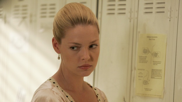 GREY'S ANATOMY - "Time After Time" - Izzie faces her past and finds comfort in George, while Alex becomes more attached to Jane Doe (Elizabeth Reaser), Meredith and Derek question their own status, and Cristina resolves to fight for her relationship with Burke -- despite her past with Colin Marlow (Roger Rees) -- on "Grey's Anatomy," THURSDAY, APRIL 19 (9:00-10:01 p.m., ET) on the ABC Television Network. (ABC/VIVIAN ZINK)KATHERINE HEIGL