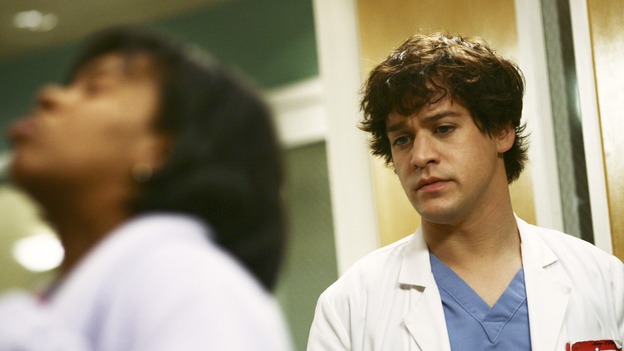 GREY'S ANATOMY - "It's the End of the World (As We Know It)" (ABC/SCOTT GARFIELD)CHANDRA WILSON, T.R. KNIGHT
