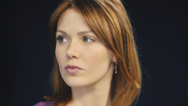 GREY'S ANATOMY - "Suddenly" - A severe car crash involving an entire family results in an all-hands-on situation in the ER, as the eldest daughter is left to make the toughest decision of her life. Meanwhile Teddy, still in the dark about Henry's death, calls upon Cristina to help with her patient in the O.R., and Lexie finds herself working alongside Mark's new girlfriend, Julia, during an eye surgery on Grey's Anatomy, THURSDAY, JANUARY 5 (9:00-10:02 p.m., ET) on the ABC Television Network. (ABC/RICHARD FOREMAN)HOLLEY FAIN