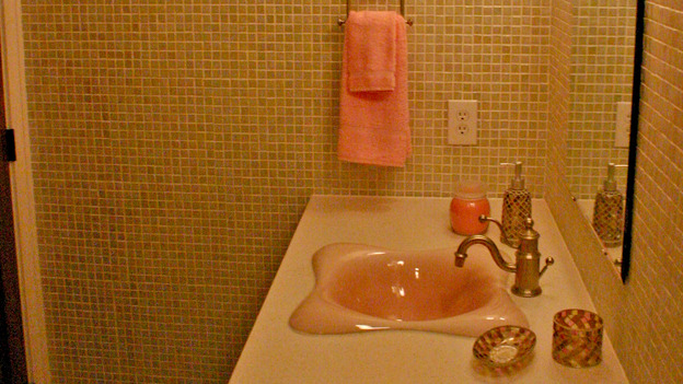 EXTREME MAKEOVER HOME EDITION - "Thomas Family," -  Bathrooms, on "Extreme Makeover Home Edition," Sunday, February 11th on the ABC Television Network.