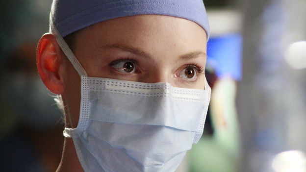 GREY'S ANATOMY - "Scars and Souvenirs" - The race for chief heats up after a new competitor enters the fray, tensions escalate between Izzie and George, and Callie must reveal a big secret. Meanwhile, Derek treats a patient near and dear to him, while Alex continues his work with Jane Doe, on "Grey's Anatomy," THURSDAY, MARCH 15 (9:00-10:01 p.m., ET) on the ABC Television Network. (ABC/RON TOM)KATHERINE HEIGL