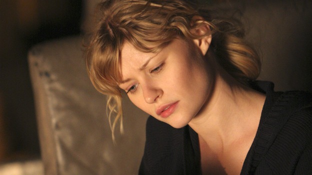LOST - "Left Behind" - After discovering that one of her own has betrayed her to "The Others," Kate is left to fend for herself in the jungle with Juliet. Meanwhile, Hurley warns Sawyer to change his selfish ways and make amends with his fellow survivors or he may face a vote of banishment, on "Lost," WEDNESDAY, APRIL 4 (10:00-11:00 p.m., ET), on the ABC Television Network. (ABC/MARIO PEREZ)EMILIE DE RAVIN