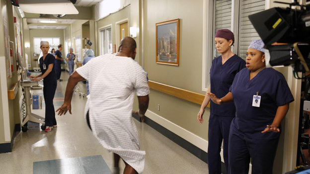 GREY'S ANATOMY - "Beautiful Doom" - In this Meredith & Cristina-centric episode, the two friends continue to cope with life after the plane crash and their ever-growing responsibilities at their respective hospitals. As Meredith juggles taking care of Zola with a case that hits close to home, Cristina assists Dr. Thomas on a challenging heart surgery, on "Grey's Anatomy," THURSDAY, NOVEMBER 8 (9:00-10:02 p.m., ET) on the ABC Television Network. (ABC/KELSEY MCNEAL)ELLEN POMPEO, CHANDRA WILSON
